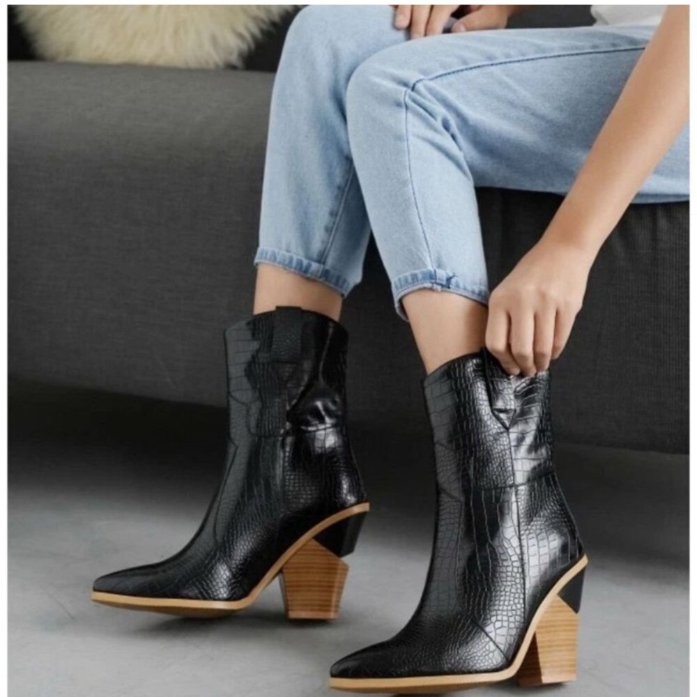 Mata Sleek Western Black Faux Leather Croc-Embossed Heeled Boots - Picture 11 of 11